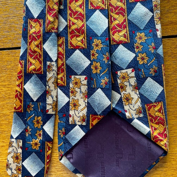 Christian Dior Rare Vintage Tie with ornaments-100% Silk, Made in 80s - Picture 4 of 6